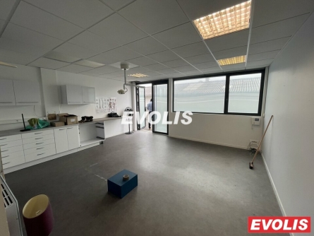 Photo 1 – location bureaux	 (64200)